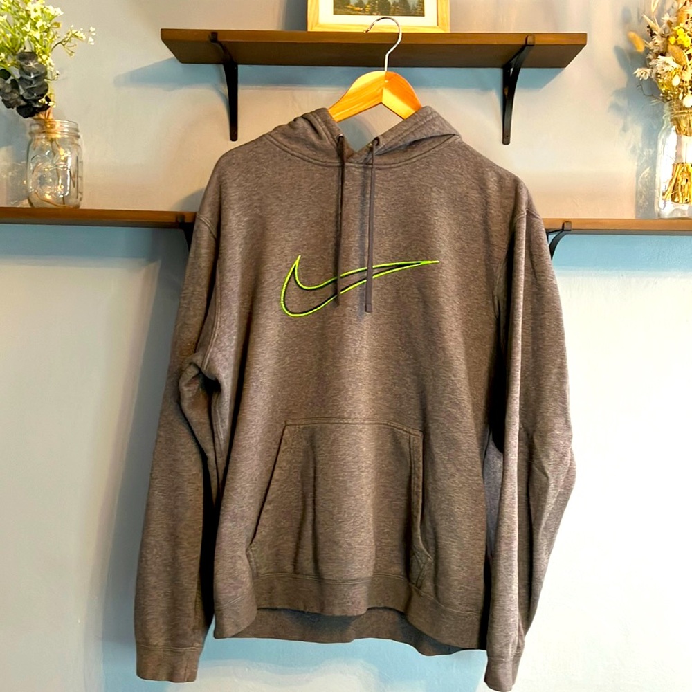 Nike Men’s hoodie | size L
